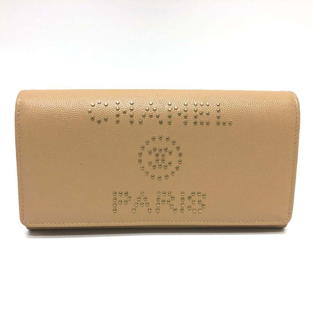 CHANEL Cream Wallet